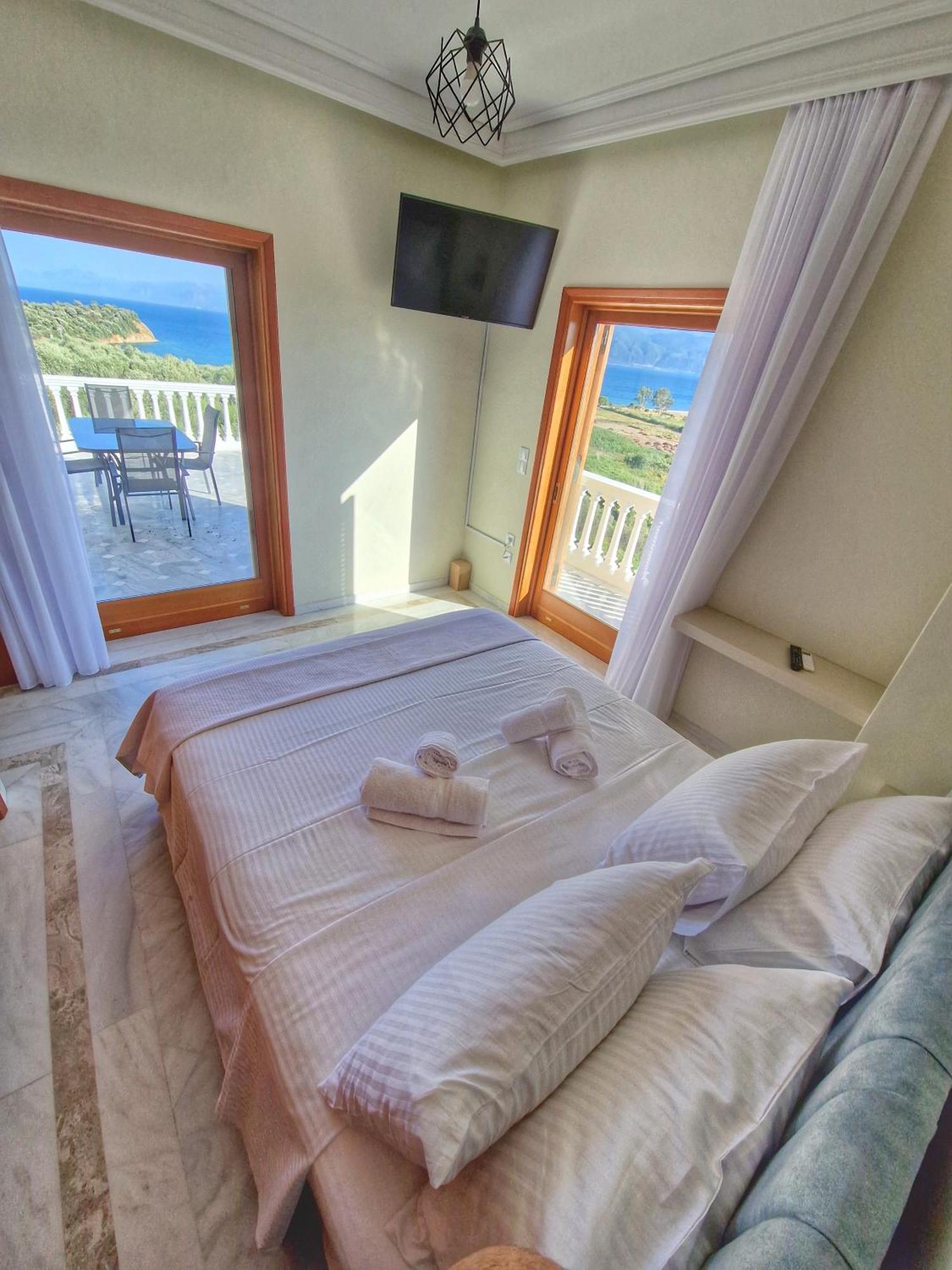 Majestic View Resort 纳弗帕克托斯 外观 照片