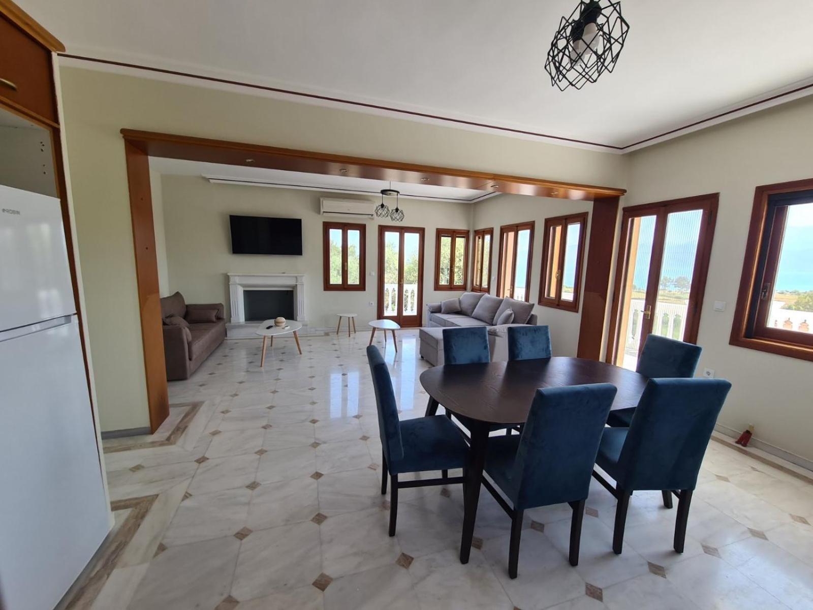 Majestic View Resort 纳弗帕克托斯 外观 照片