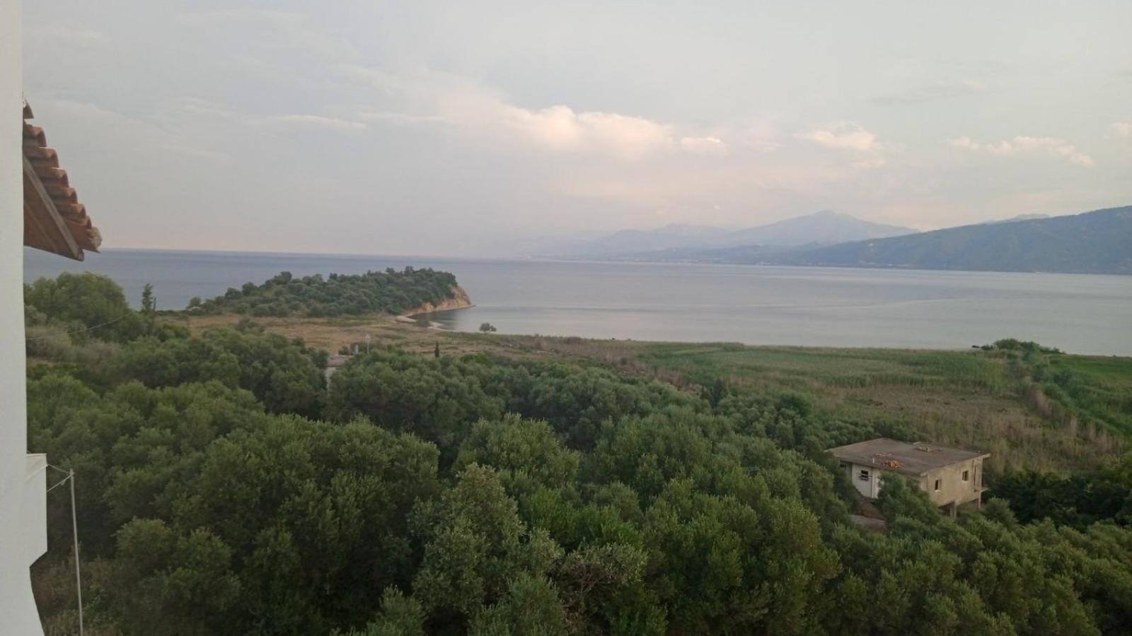 Majestic View Resort 纳弗帕克托斯 外观 照片